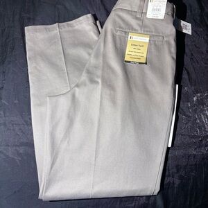 2/$20 Croft & Barrow Men's Gray Cotton Twill Pants